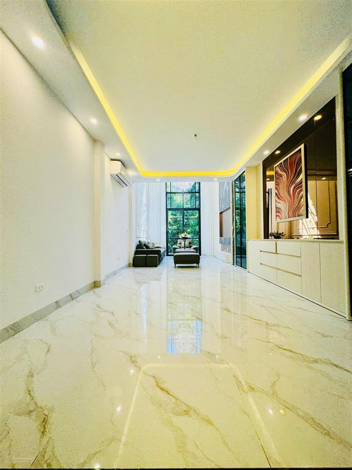 Bán nhà phúc lợi 60m2 7t 18.2 tỷ. thang máy, oto tránh, nội thất 5*