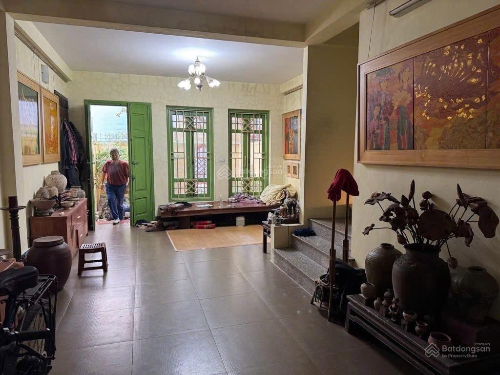 Bán nhà tư đình, long biên 75m2 4t 12,7 tỷ. dân xây chắc chắn, 6 ngủ, oto đỗ gần.