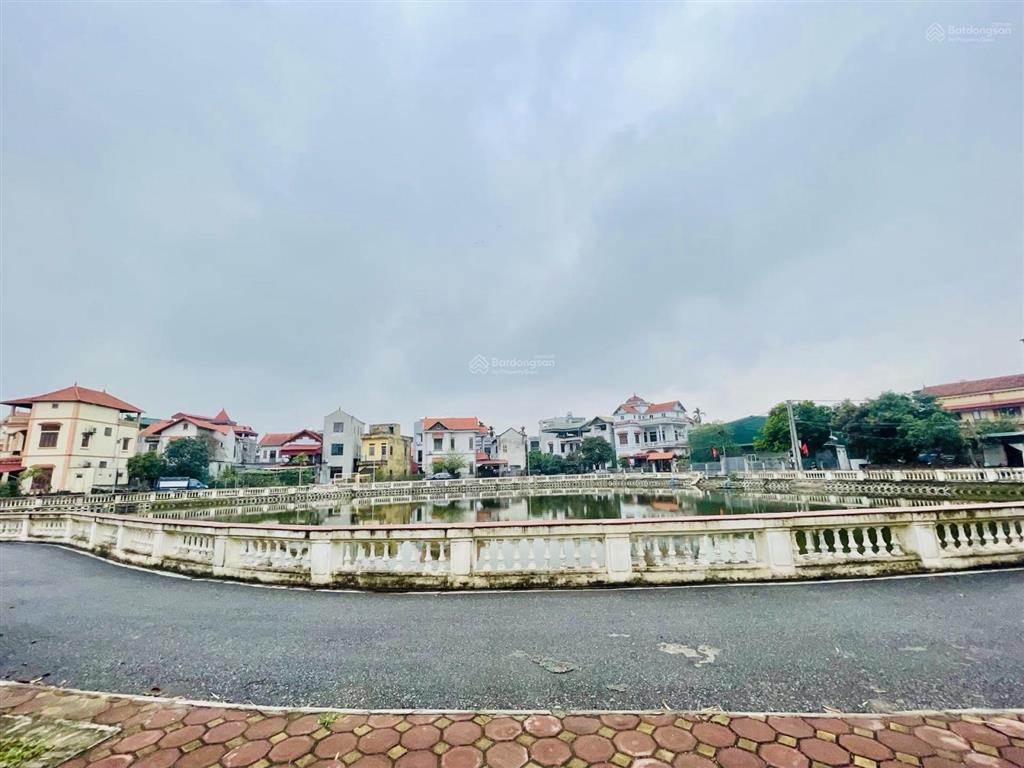 Mảnh đất hiếm! bán đất bát khối  long biên, 121m2 mt7m 14,9 tỷ. view hồ, oto tránh