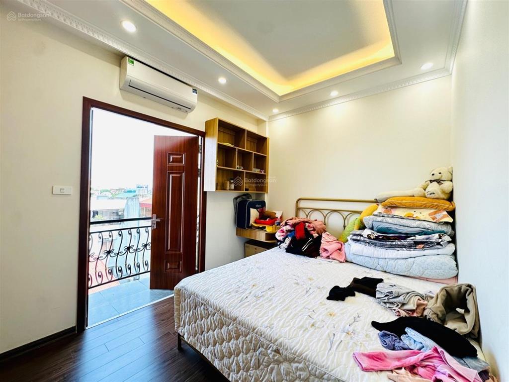 Bán nhà ngô gia tự, long biên 85m2 6t 17,5 tỷ. thang máy, vỉa hè, oto tránh, kinh doanh.