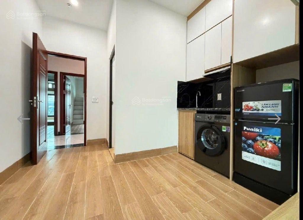 Bán nhà việt hưng, 70m2 8t 15,8 tỷ. thang máy, 19 phòng, 1 tỷ 1 năm