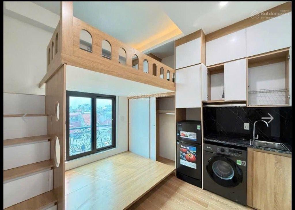 Bán nhà việt hưng, 70m2 8t 15,8 tỷ. thang máy, 19 phòng, 1 tỷ 1 năm