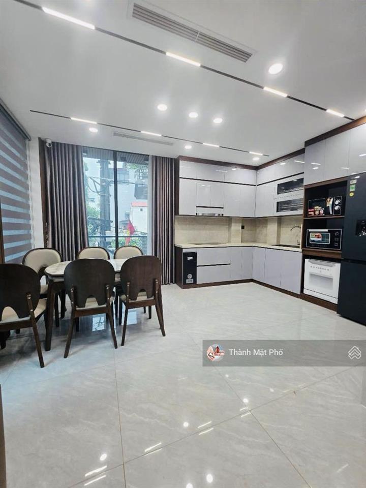 Bán nhà ngọc thuỵ 70m2 6t 18 tỷ. thang máy, gara 7c, lô góc, view công viên
