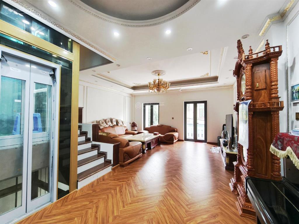 Bán nhà việt hưng, 100m2 5t 20,5 tỷ. siêu phẩm thang máy, diện tích rộng.