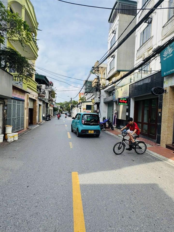 Bán nhà nguyễn văn cừ, bồ đề 50m2 4t 10,5 tỷ. oto đỗ cửa, ô chờ thang máy.