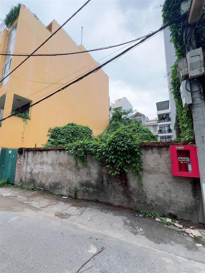 Bán đất tư đình, 70m² mt5m 16 tỷ. oto tránh, gần cầu trần hưng đạo.