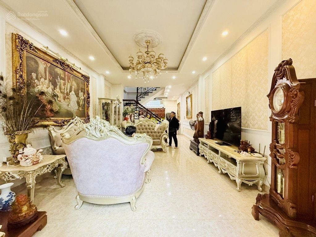 Bán nhà ngô gia tự, long biên 100m2 4t 19,6 tỷ. siêu phẩm, mặt phố, kinh doanh