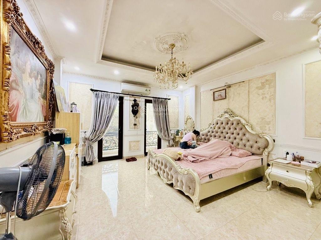Bán nhà ngô gia tự, long biên 100m2 4t 19,6 tỷ. siêu phẩm, mặt phố, kinh doanh