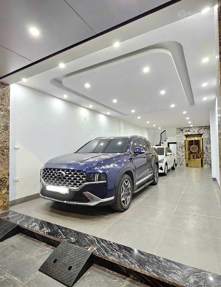 Bán nhà bát khối, 70m² 7t 16,5 tỷ. gara 2 oto, thang máy, kinh doanh.
