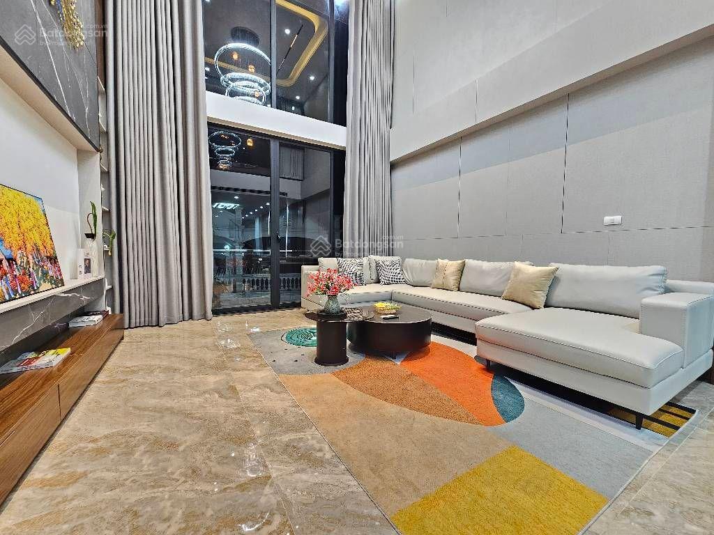 Bán nhà bát khối, 70m² 7t 16,5 tỷ. gara 2 oto, thang máy, kinh doanh.
