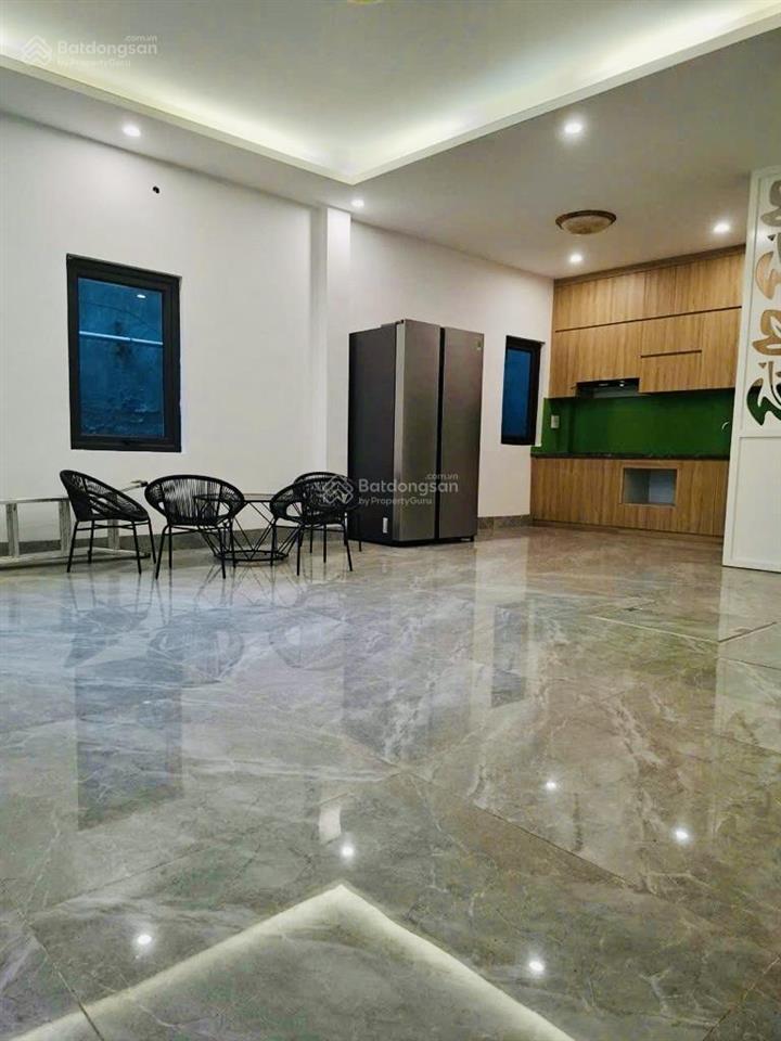 Bán nhà việt hưng, 58m2 5t, 7,3 tỷ. nhà mới, ô tô đỗ cổng