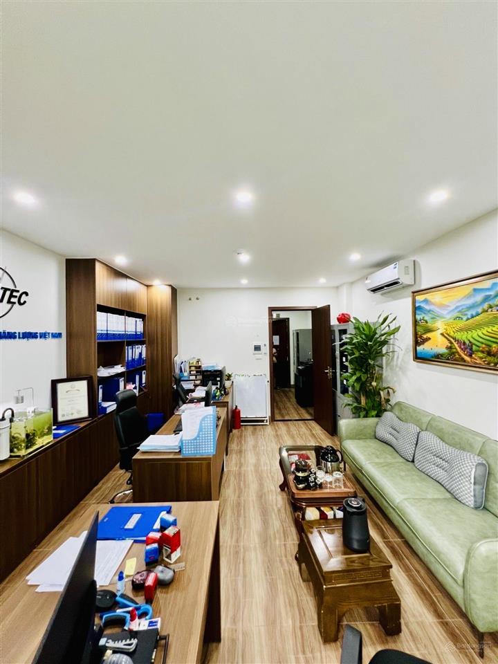 Bán nhà việt hưng 65m2 7t 15,8 tỷ. nhà đẹp, thang máy, gara 2 oto