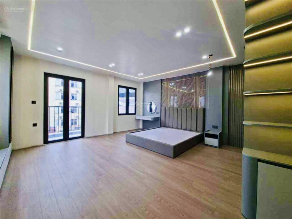 Bán nhà nguyễn văn cừ  gia thụy 100m2 7t 15,8 tỷ. nhà mới hiện đại, thang máy