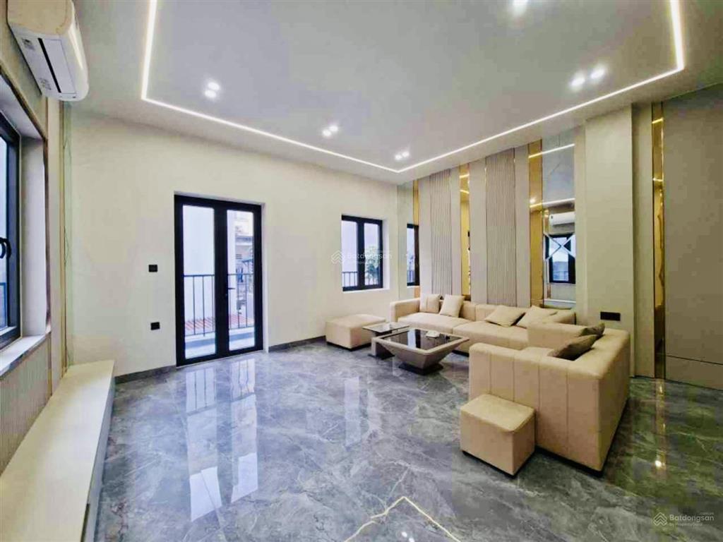Bán nhà nguyễn văn cừ  gia thụy 100m2 7t 15,8 tỷ. nhà mới hiện đại, thang máy