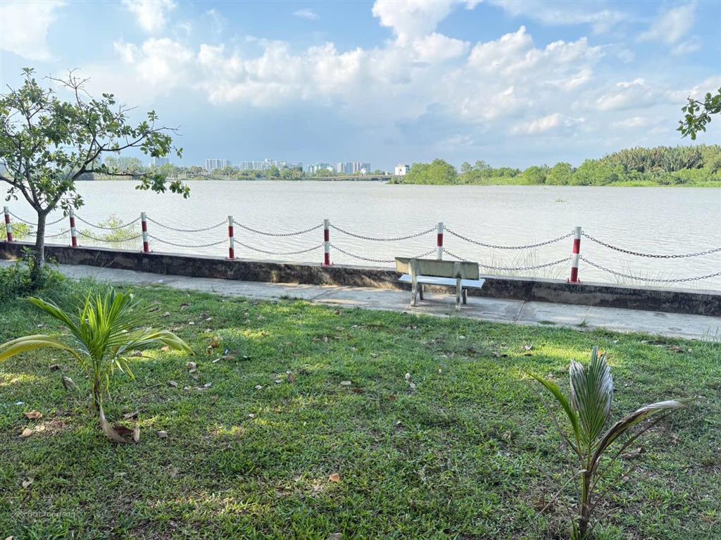 Bán đất 1 sẹc tam đa thẳng ra sông tắc đối diện trường học p. trường thạnh, q9 8x19m
