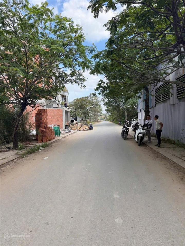 Bán đất số 1, nguyễn duy trinh, phường long trường, quận 9 đường 9m thông thoáng giá tốt