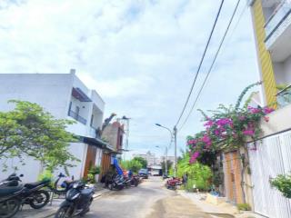 Bán lô đất đẹp giá hời phường long trường q9 4.5m x 12m