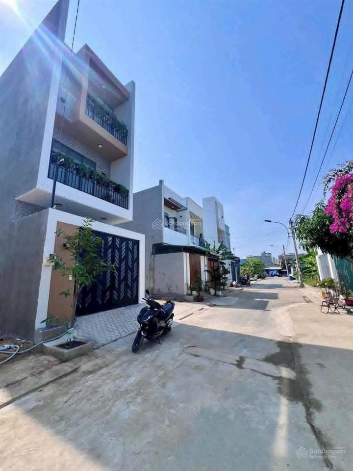 Bán lô đất đẹp giá hời phường long trường q9 4,5m x 12m