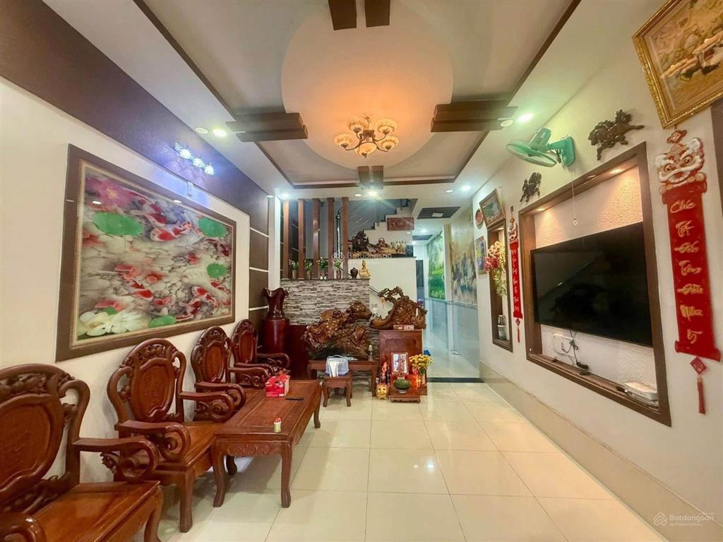 Bán nhà mt hẻm ngay ngã ba lò lu cạnh khu công nghệ cao