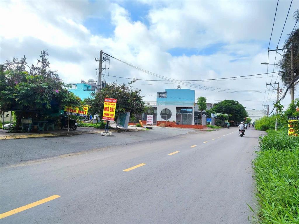 Bán lô góc 2mt đường trường lưu rộng 30m cách chợ long trường 100m