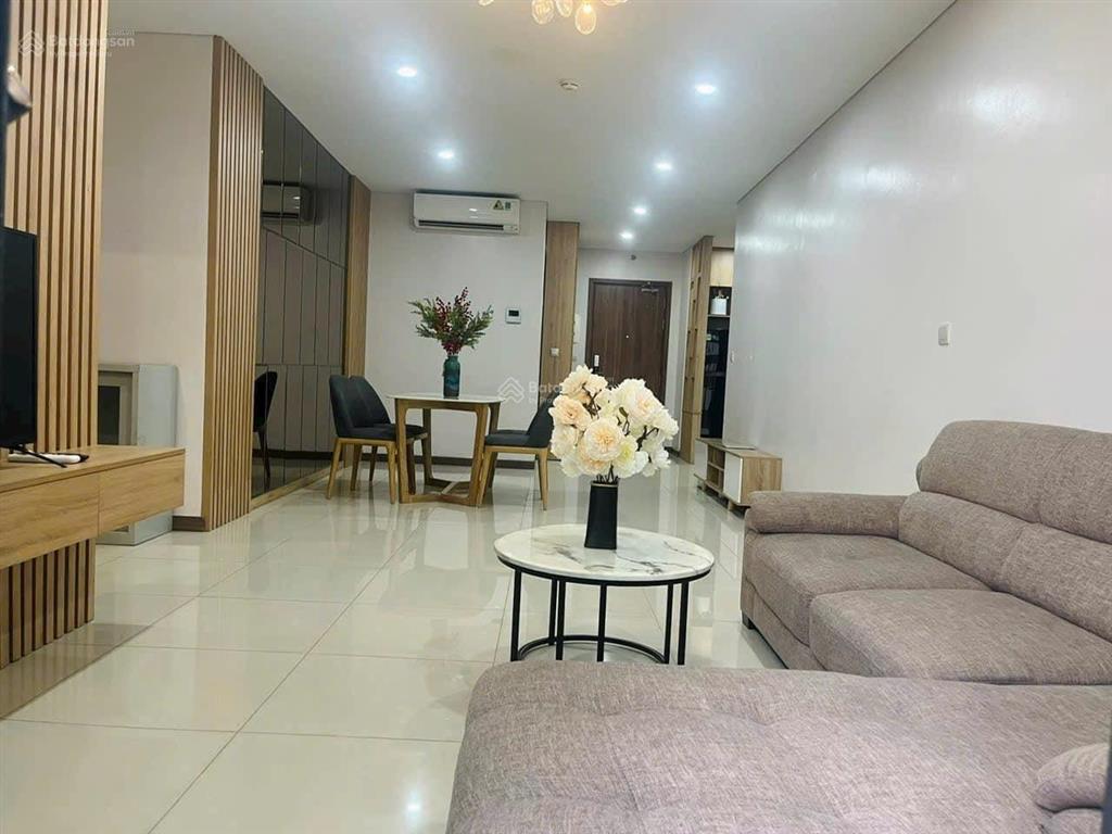 Cho thuê gấp cc carillon, giá siêu hời 13 triệu, 70m2, 2pn, 2wc ở tân bình, hcm