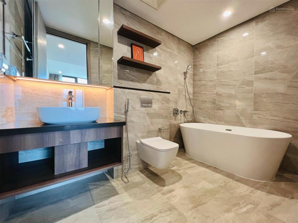 Cho thuê căn hộ 2pn, 15 triệu, 86m2 tại tân bình apartment, hcm