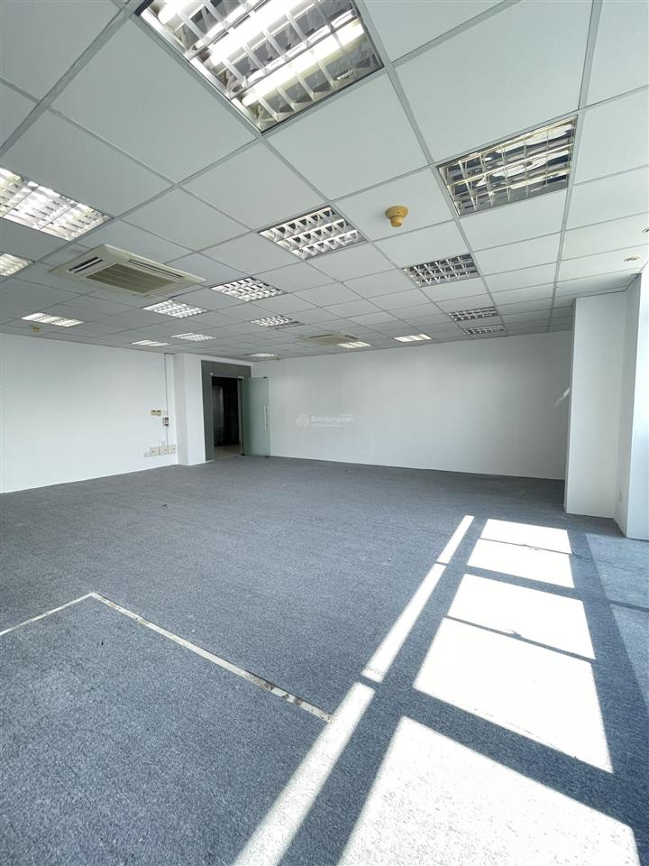 Cho thuê văn phòng hoàng văn thái  100m  giá 16 triệu/tháng