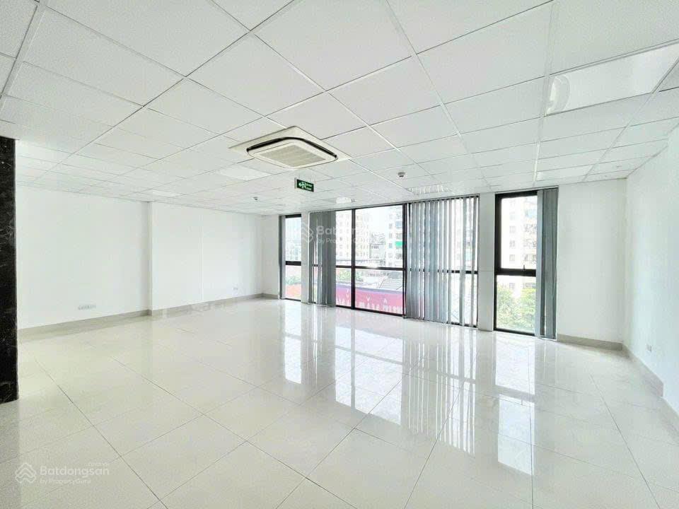 Cho thuê văn phòng hoàng văn thái  100m  giá 16 triệu/tháng