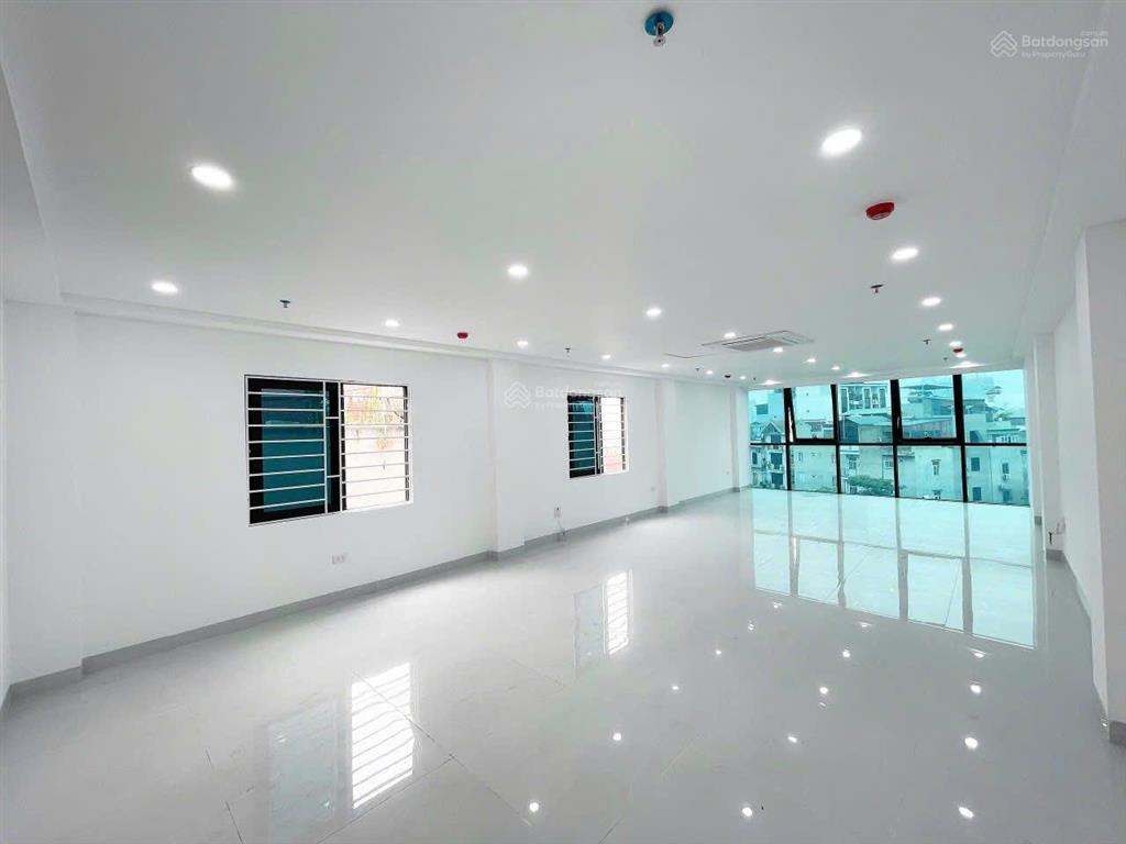 Cho thuê văn phòng hoàng văn thái  100m  giá 16 triệu/tháng