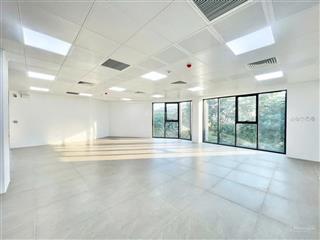 Cho thuê gấp cho thuê văn phòng tố hữu 120m2  giá 17 triệu  không gian rộng, view thoáng