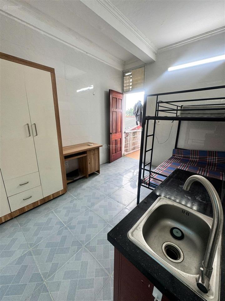 Chính chủ cho thuê trọ 95 sông nhuệ (cổng học viện tài chính) giá thuê 2 triệu/tháng  đồ cơ bản