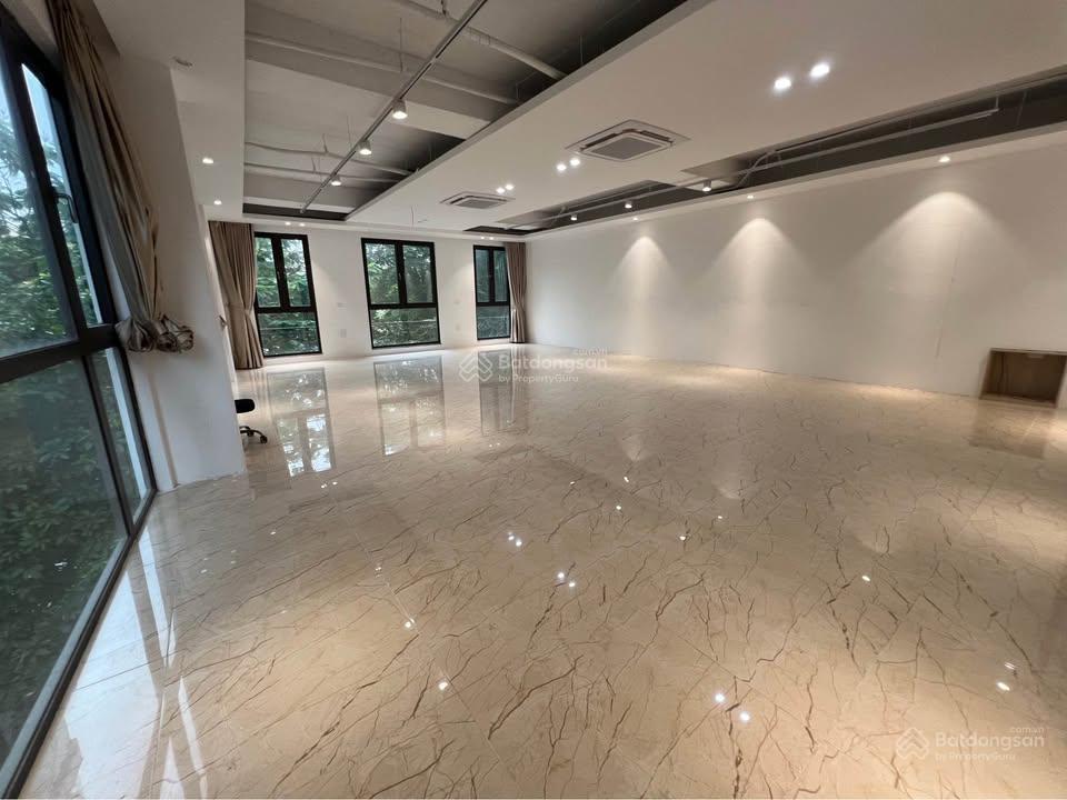 Siêu phẩm 120m2 giá siêu mềm chỉ 16 triệu/tháng tại nguyễn xiển