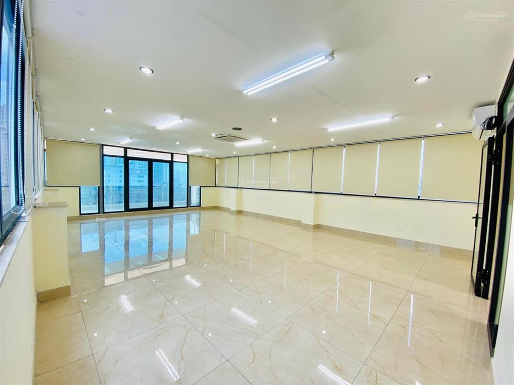 Cho thuê văn phòng vũ tông phan 100m2 giá 15 triệu vị trí đẹp, giá tốt tại thanh xuân