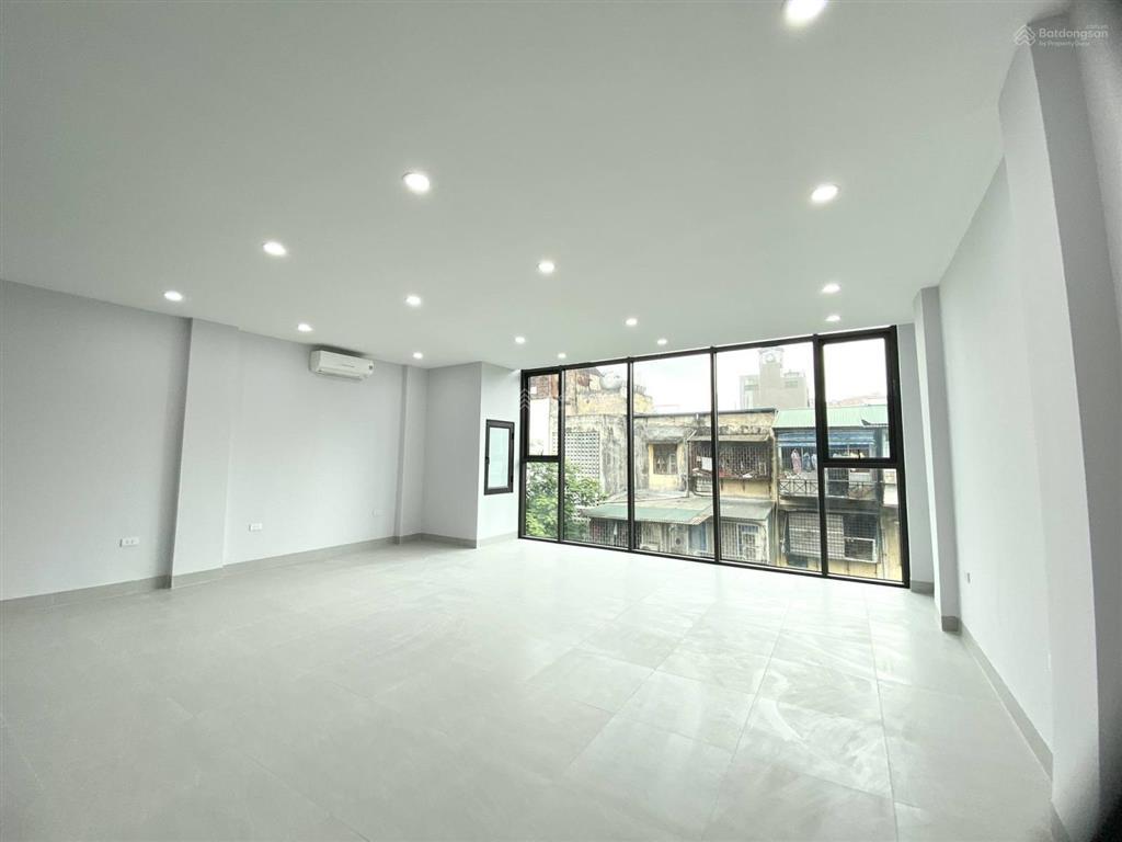 Siêu hot văn phòng nguyên hồng giá chỉ 7tr full 40m2 khó tìm