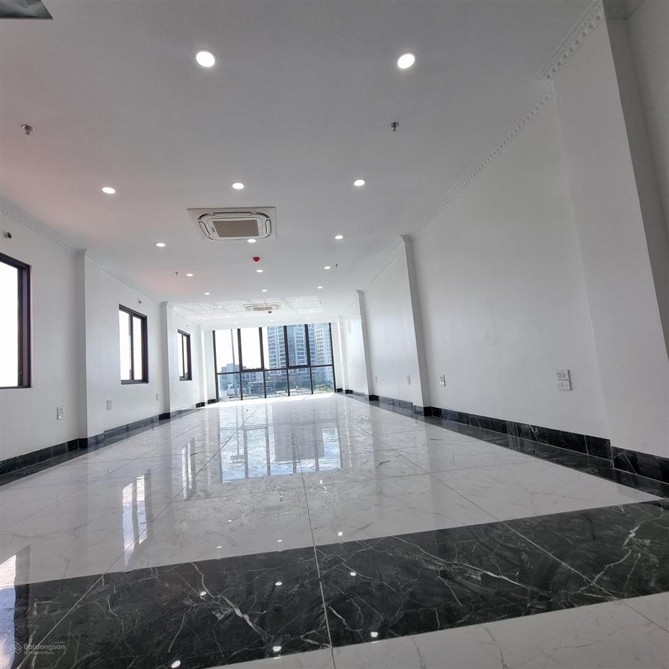 Sàn văn phòng có 102 tại vương thừa vũ , thanh xuân làm việc 24/7