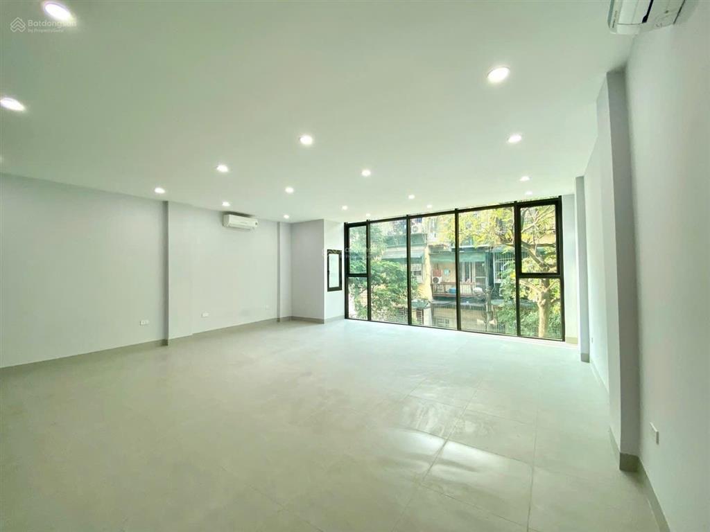 Văn phòng yên lãng giá siêu tốt khu trung tâm