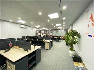 Văn phòng 120m2 có sẵn nội thất tại trường chinh  thanh xuân