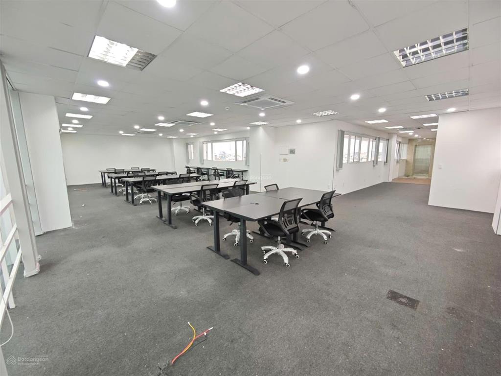 Cho thuê văn phòng triều khúc  thanh xuân   diện tích 120m²  giá thuê 15 triệu/tháng