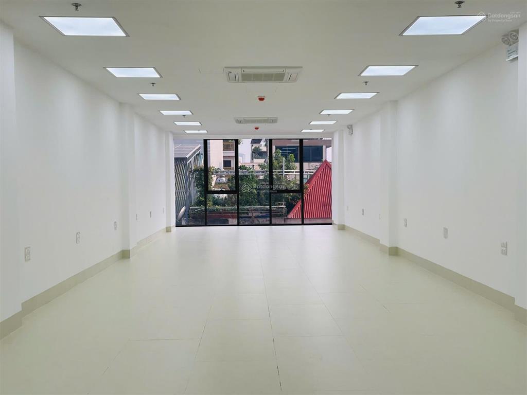 Giá ưu đãi 1 sàn văn phòng 100m2 duy nhất chỉ 16 triệu/tháng tại hoàng văn thái