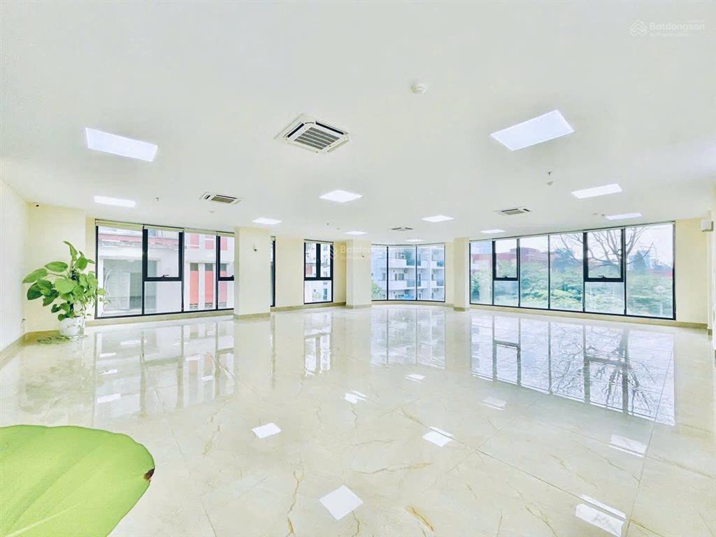 Cần cho thuê văn phòng 100m2 tại nguyễn trãi giá siêu mềm chỉ 15.5 triệu/tháng