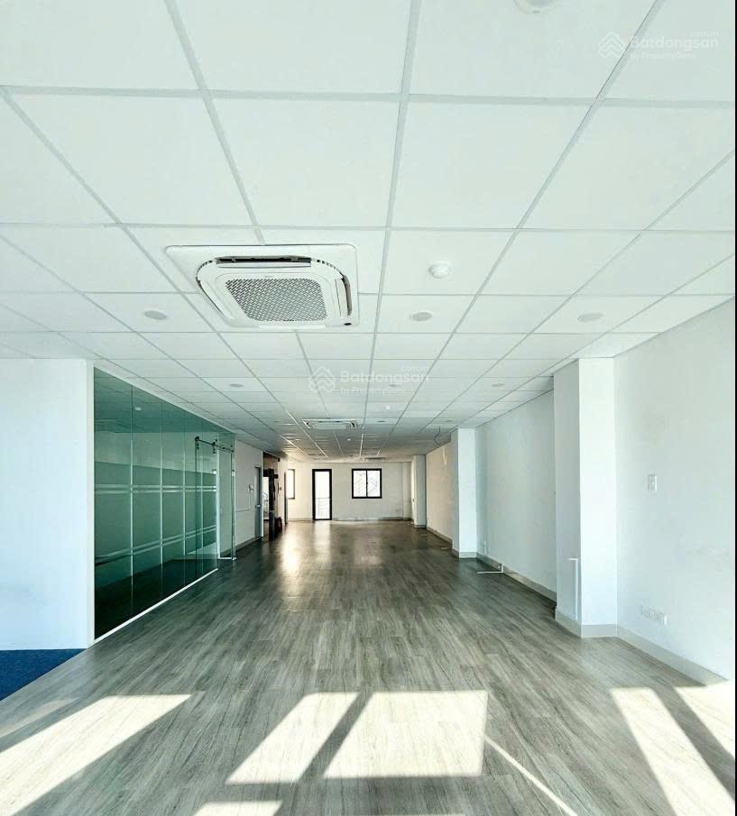 Cho thuê văn phòng tô vĩnh diện  thanh xuân, 110m giá 15 triệu/tháng