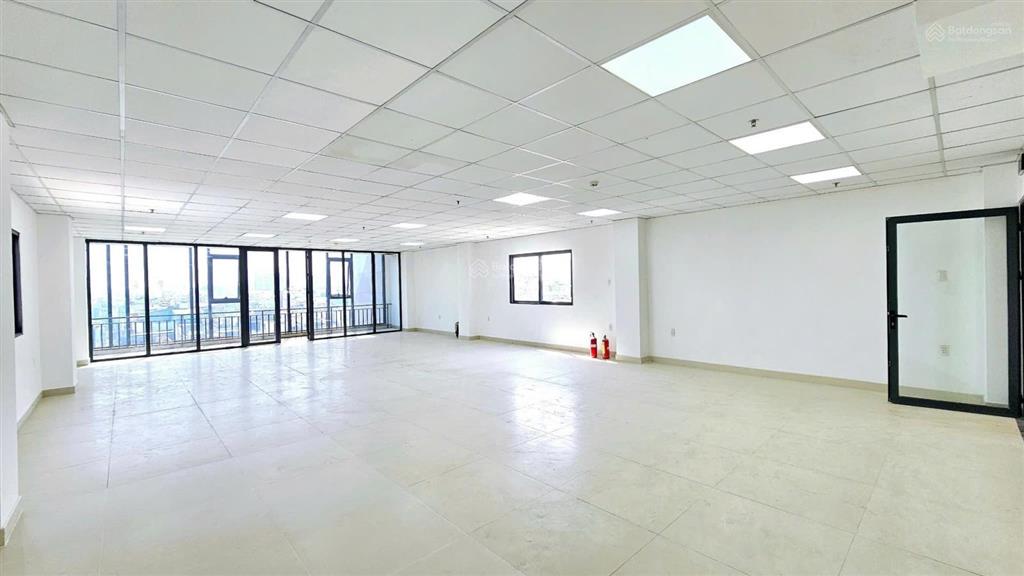 Siêu ưu đãi tháng 7 văn phòng 110m² giá chỉ 15 triệu tại nguyễn ngọc nại