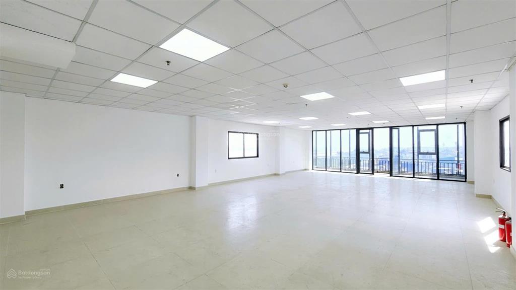 Siêu ưu đãi tháng 7 văn phòng 110m² giá chỉ 15 triệu tại nguyễn ngọc nại