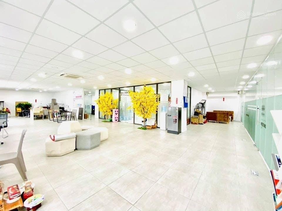 Chính chủ cho thuê văn phòng tại nguyễn trãi 210m2 giá 32 triệu