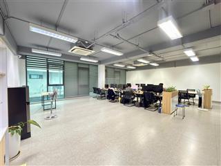 Cần sang nhượng văn phòng 120m² tại ngụy như kon tum  thanh xuân