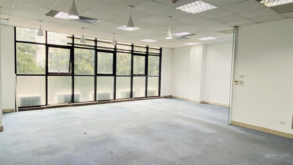 Sàn văn phòng 100m² giá siêu ưu đãi chỉ 15 triệu/ tháng tại tô vĩnh diện