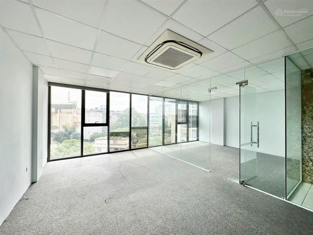 Chính chủ cho thuê văn phòng nguyễn xiển,  ngay
