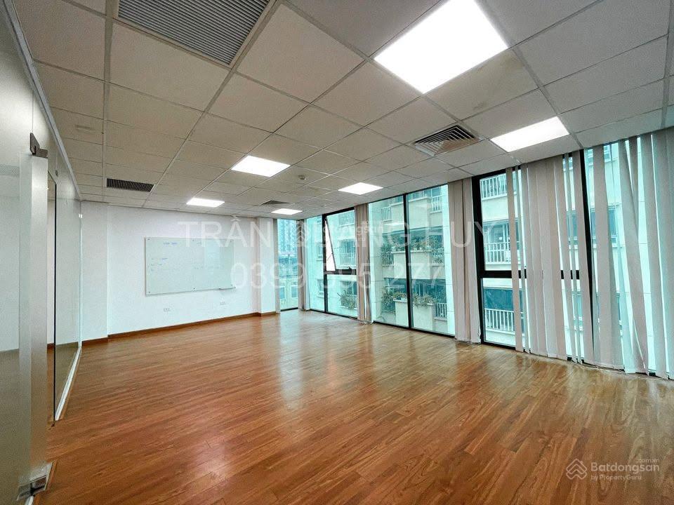 Văn phòng nguyễn ngọc vũ 110m² chỉ 15tr  giá quá tốt khu thanh xuân