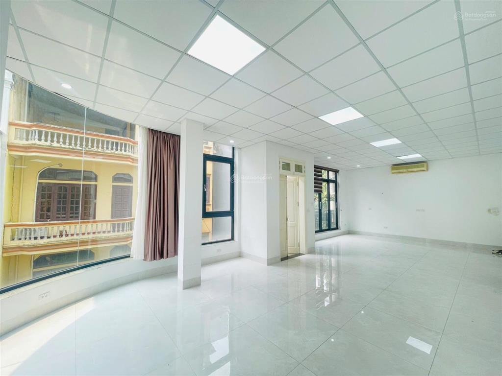 Sàn văn phòng cực hiếm 120m2  19,5tr/tháng tại 56 lê văn thiêm  thanh xuân