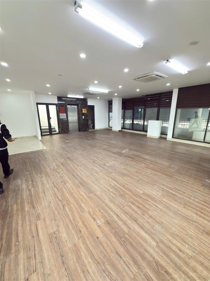Cho thuê văn phòng nguyễn trãi 60m2 giá chỉ 8 triệu/tháng, vị trí đẹp, tiện ích đầy đủ